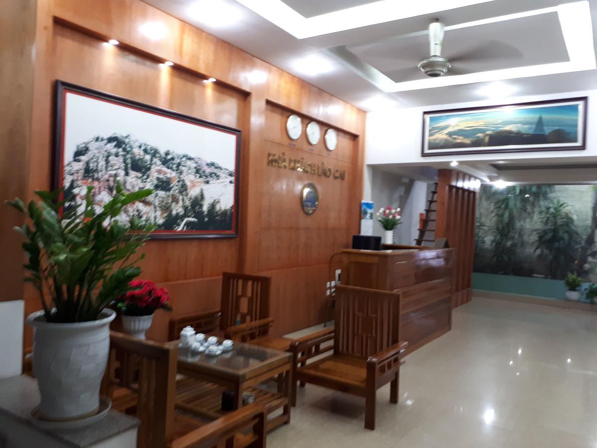 Hotel Lao Cai 33C Cat Linh ハノイ市 エクステリア 写真