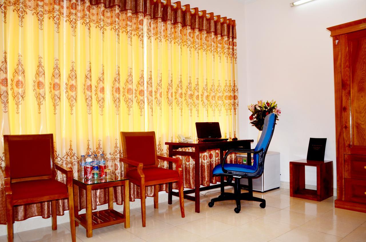 Hotel Lao Cai 33C Cat Linh ハノイ市 エクステリア 写真