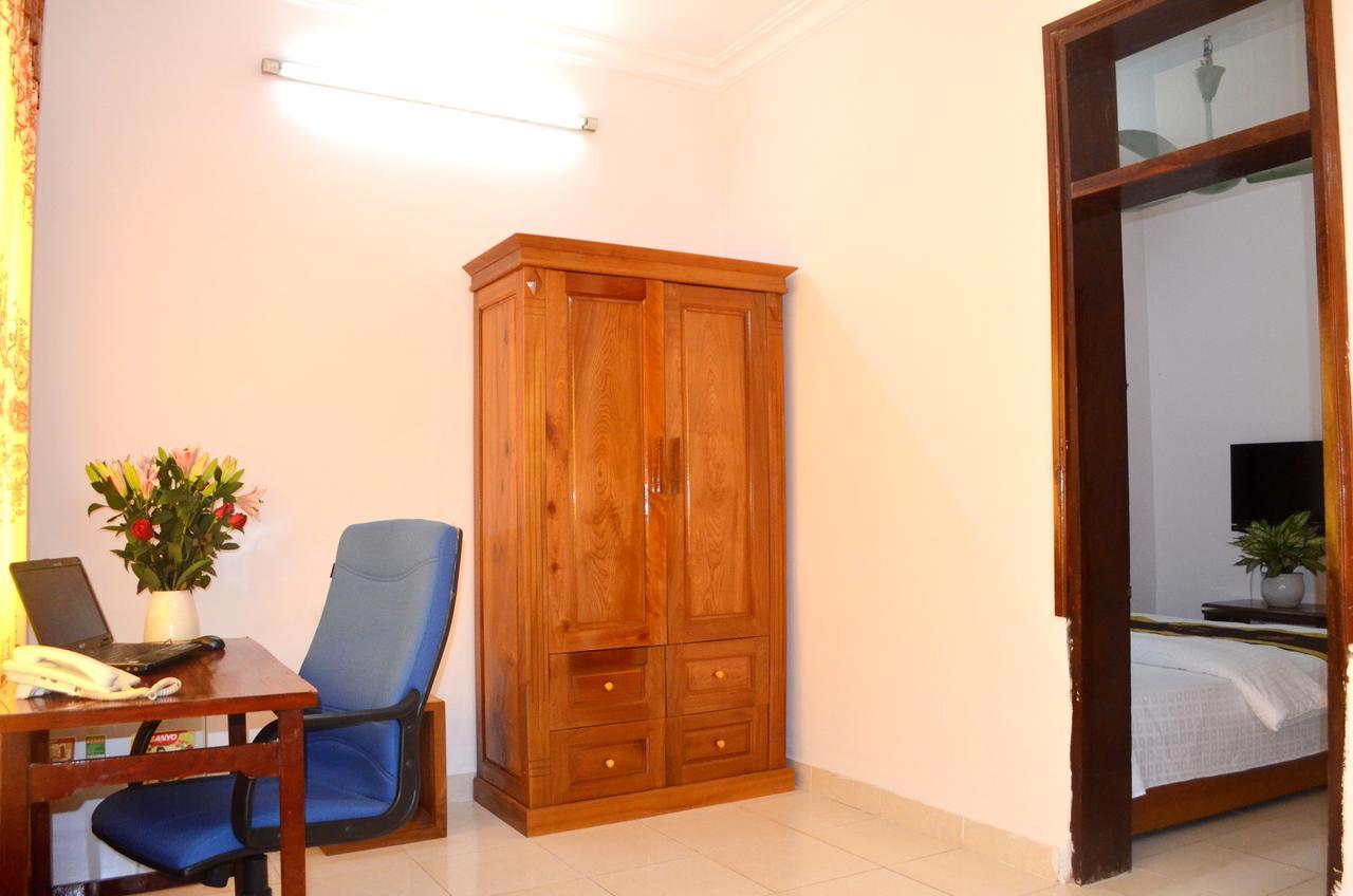 Hotel Lao Cai 33C Cat Linh ハノイ市 エクステリア 写真